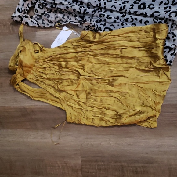 Bishop + young and Elizabeth crosby bundle Mob Wife Style - Picture 2 of 6